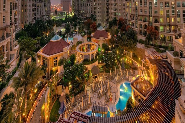 Dubai Dept Of Tourism & Commerce Marketing