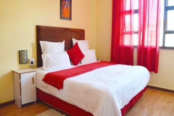 Cozynest Guesthouse And Spa