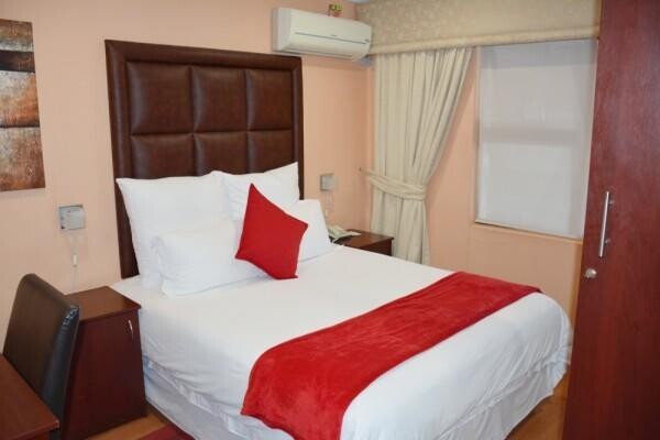 Cozynest Guesthouse And Spa