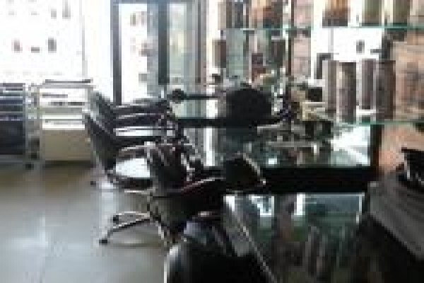 Natural Image Hair And Beauty Salon