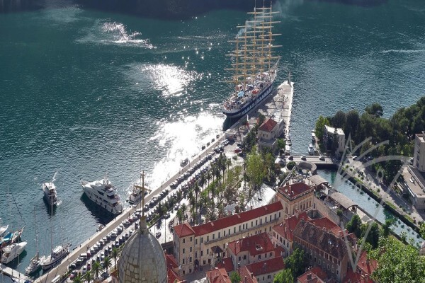 Cruise Vacations