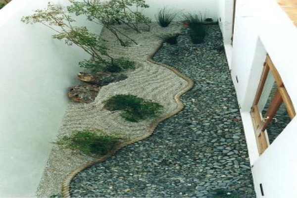 Green Themes Landscape Gardener