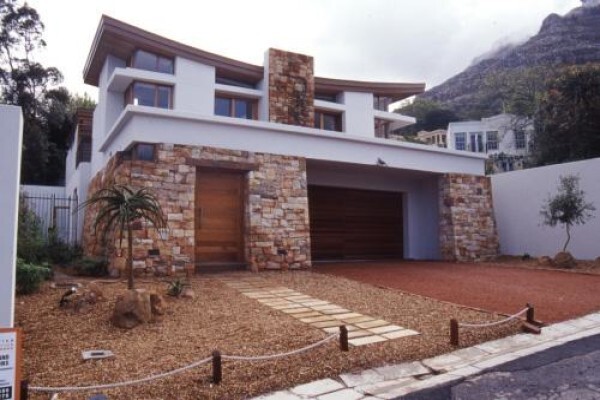 Green Themes Landscape Gardener