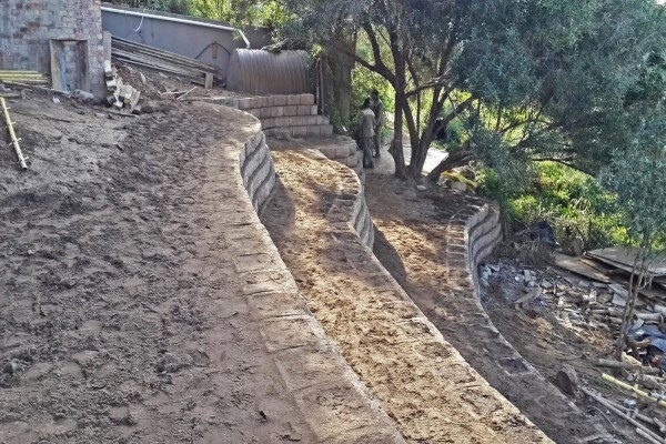 Rencas Retaining Walls