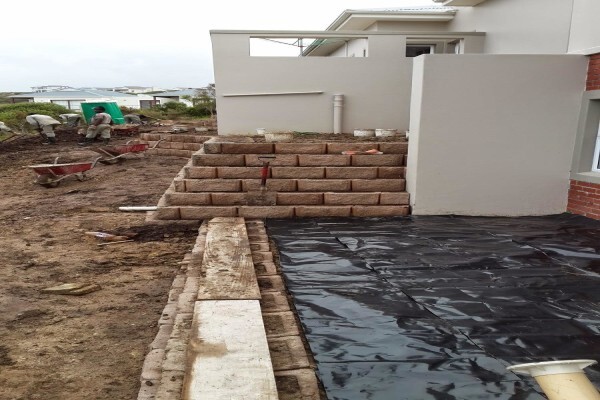 Rencas Retaining Walls