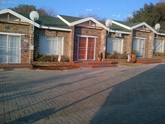 Kingfisher'S Song Guesthouse