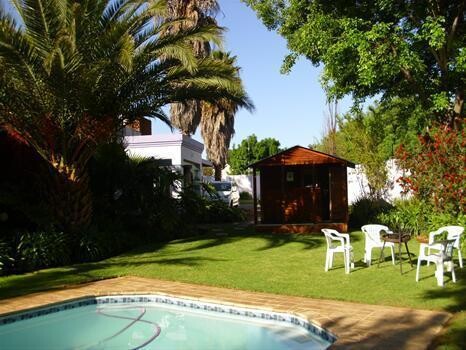 Purple Palms Budget Lodge