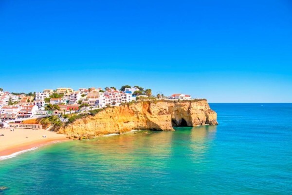 Travel Counsellors- Fazlin Samodien