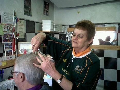 Irene'S Gent'S Hairdresser