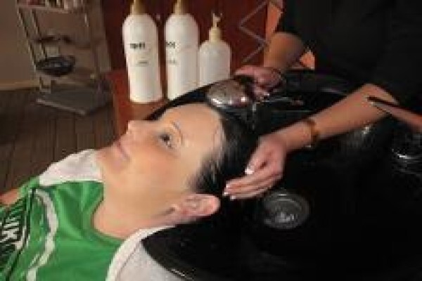 Mandy'S Hair Creations And Nails