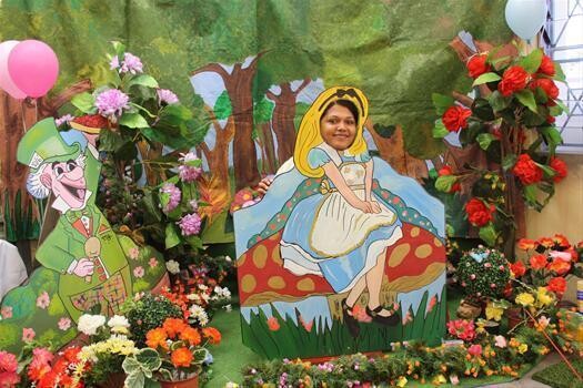 Castle Decor, Fancy Dress And Prop Hire