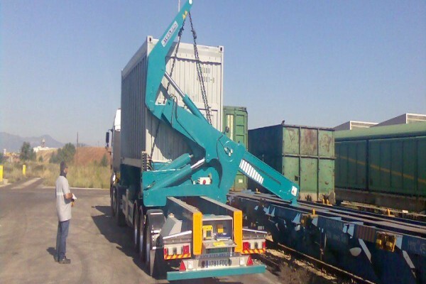 Lowbed-Cape Town-Cranes Hire