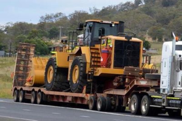 Lowbed-Cape Town-Cranes Hire