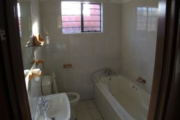Fontainebleau Houseshare