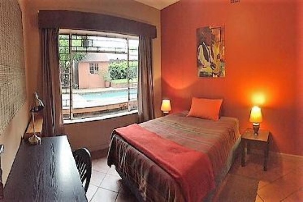 Fontainebleau Houseshare