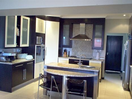 Symmetry Kitchens And Interiors Cc