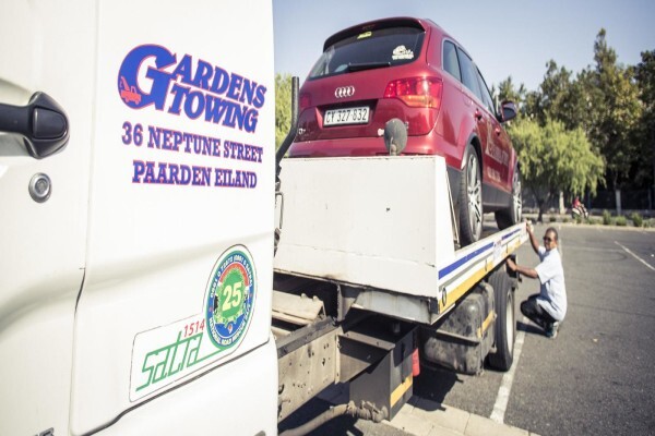 Gardens Towing 24 Hrs