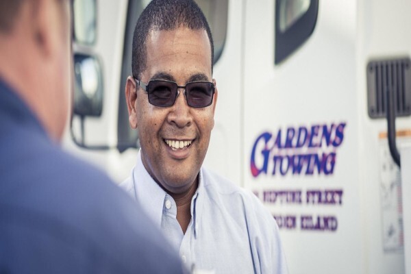 Gardens Towing 24 Hrs