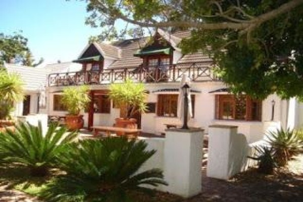 Sedgefield Real Estate - Re/Max Lakes