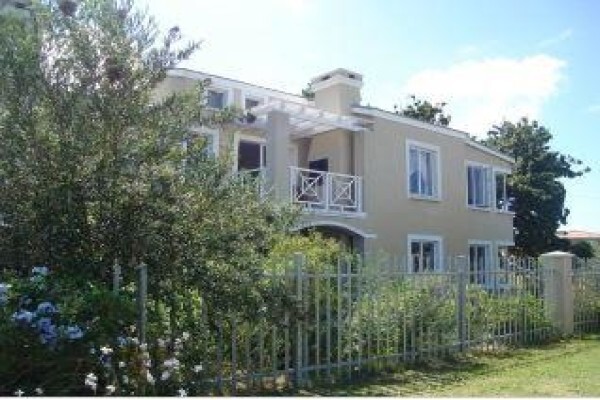 Sedgefield Real Estate - Re/Max Lakes