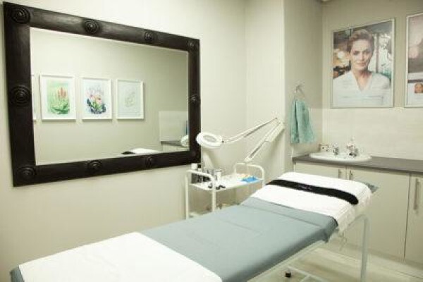 Dr Anton Potgieter - Plastic & Reconstructive Surgeon