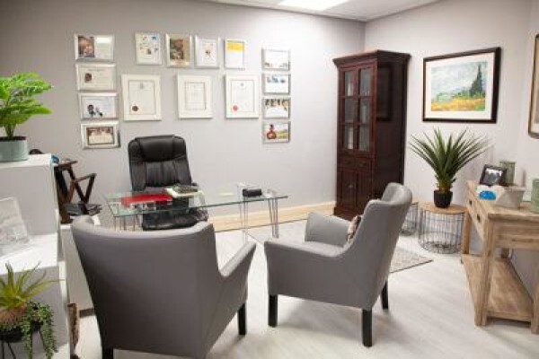 Dr Anton Potgieter - Plastic & Reconstructive Surgeon