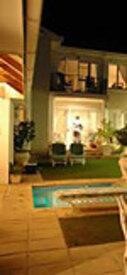 Gordon's Beach Lodge