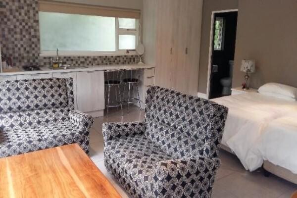 Mooring House Guest Lodge