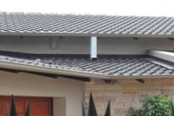 Peché Roofing