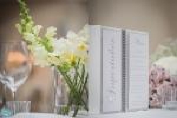 Lee'S Wedding Invitations & Stationery