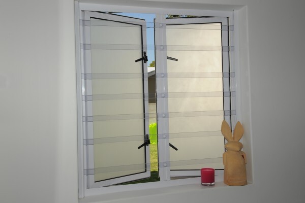 Viewprotect - Armed, Transparent Burglar Bars