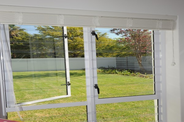 Viewprotect - Armed, Transparent Burglar Bars