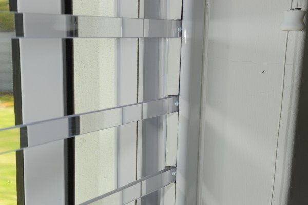 Viewprotect - Armed, Transparent Burglar Bars