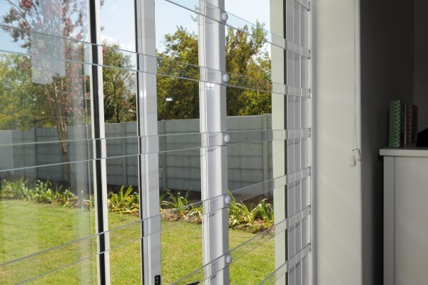 Viewprotect - Armed, Transparent Burglar Bars