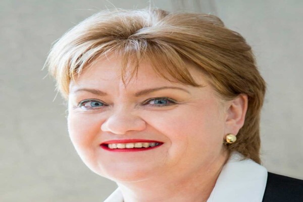 Dr. Marianne Duvenage