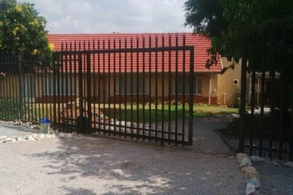Traxun Property Maintenance