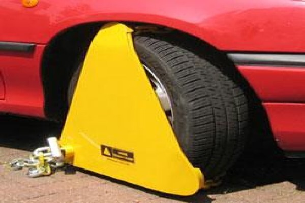 Triangle Clamp