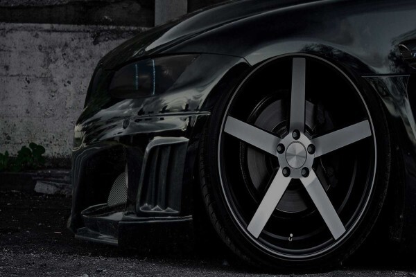 Lalla'S Tyres & Mags