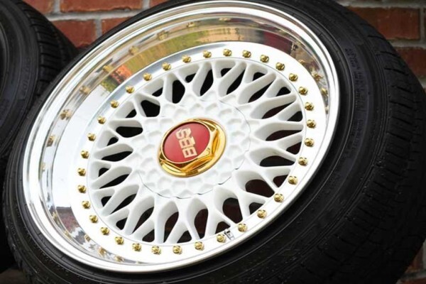 Lalla'S Tyres & Mags