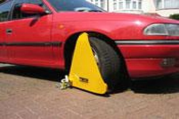 Triangle Clamp