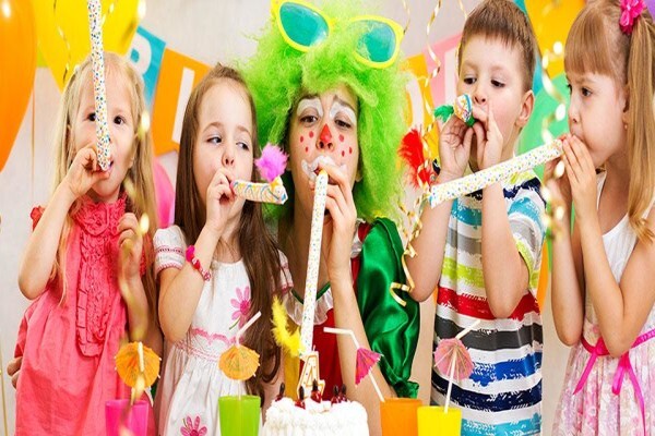 Funtasia Party Decor