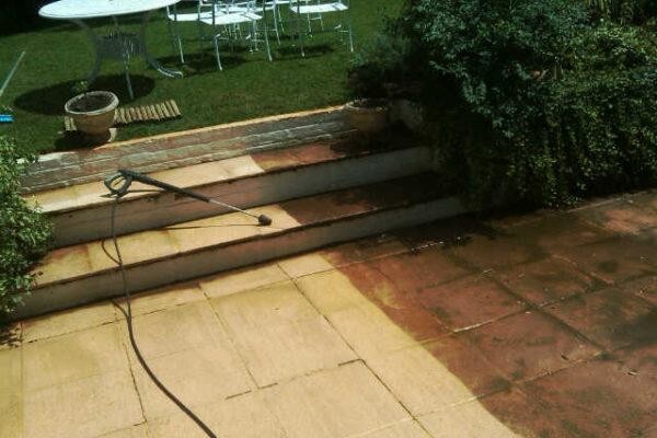 Pressure-It :: Pressure Cleaning Specialists