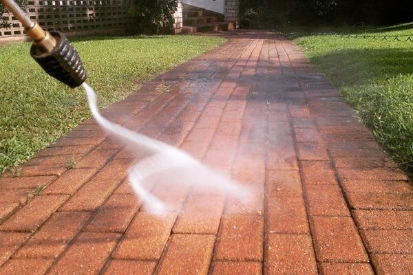 Pressure-It :: Pressure Cleaning Specialists