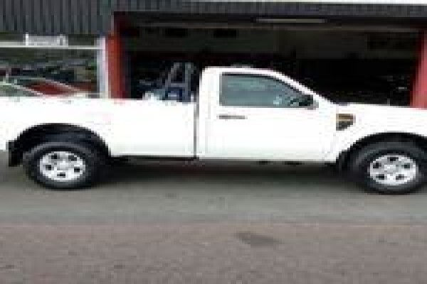 V...Town Auto. Wholesale & Retail Of Motor Vehicles