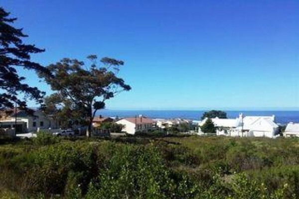 Chas Everitt Hermanus