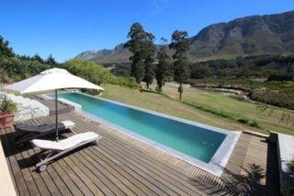 Chas Everitt Hermanus