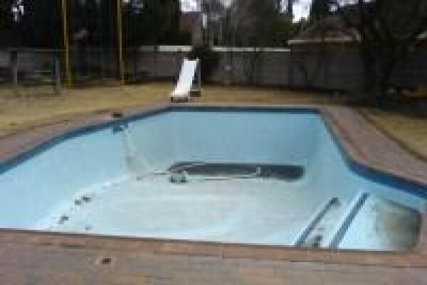 Medallion Pools