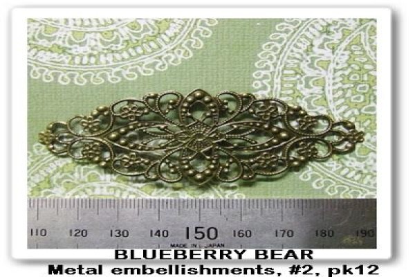 Blueberry Bear Papercraft Embellishments