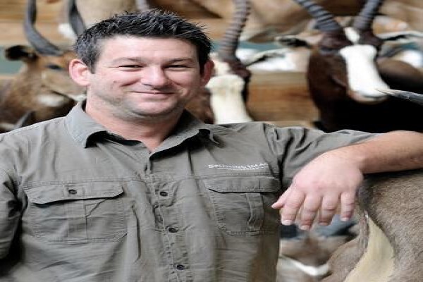Splitting Image Taxidermy