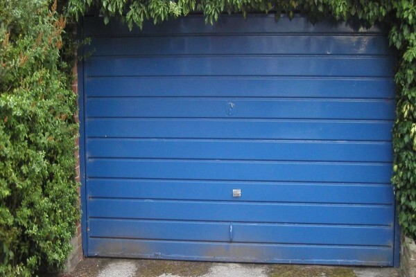 Advanced Glass & Stainless Steel